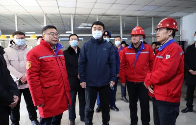 市委副書記、市長(zhǎng)李兵蒞臨寶泰隆開展“兩會(huì)”前安全生產(chǎn)檢查