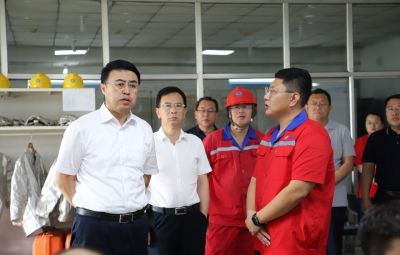 七臺(tái)河市委副書記、市長(zhǎng)李兵蒞臨寶泰隆調(diào)研