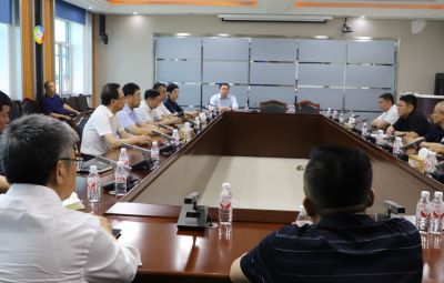 市委副書記、市長(zhǎng)李兵蒞臨寶泰隆座談?wù){(diào)研